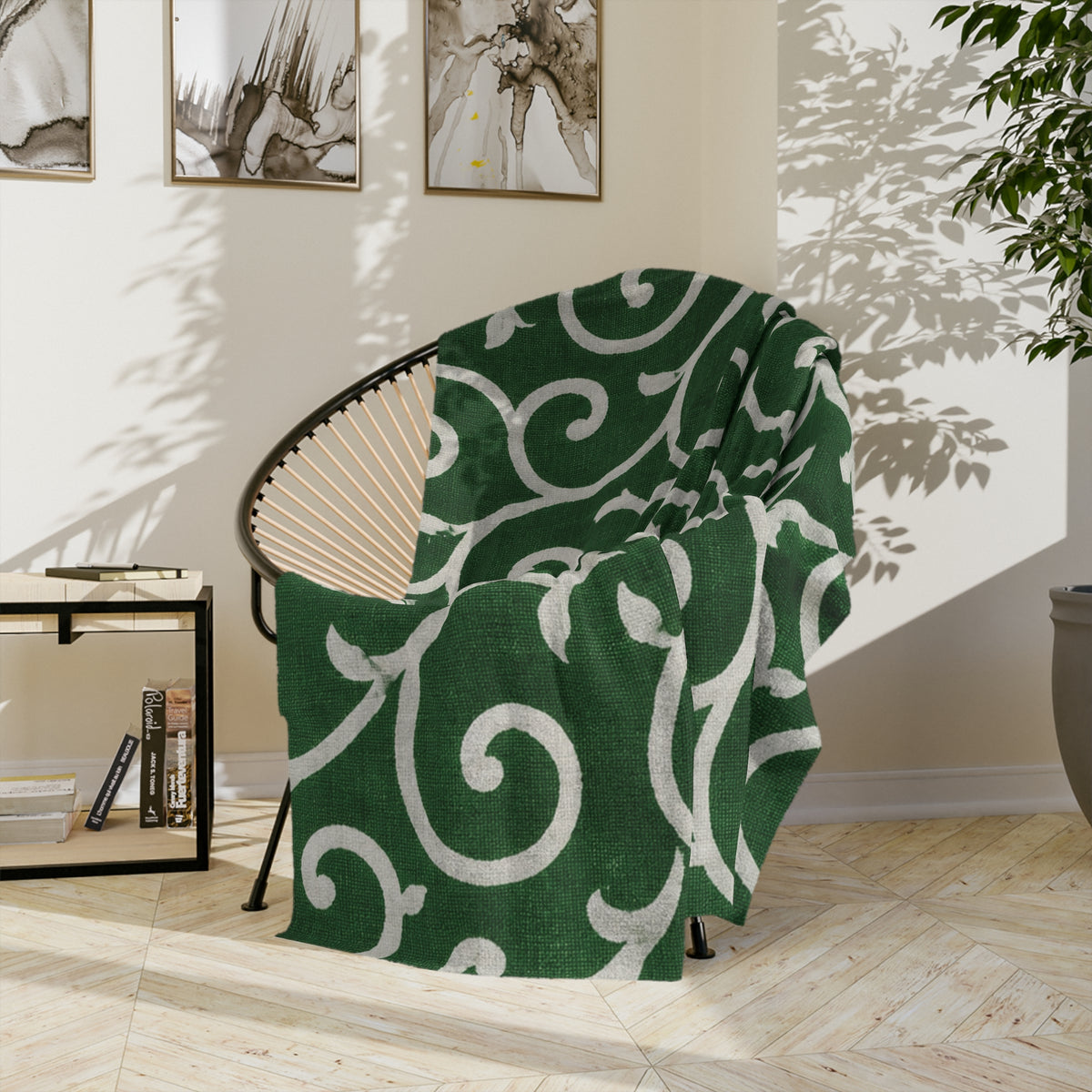 Japanese Karakusa Pattern Blanket – Traditional Green Japanese Design
